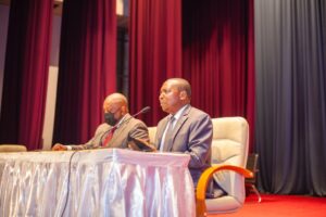 RDC : Vaccination contre la Covid-19 : Les élus du Peuple sensibilisés et vaccinés !