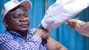 RDC : Vaccination contre la Covid-19 : Les élus du Peuple sensibilisés et vaccinés !